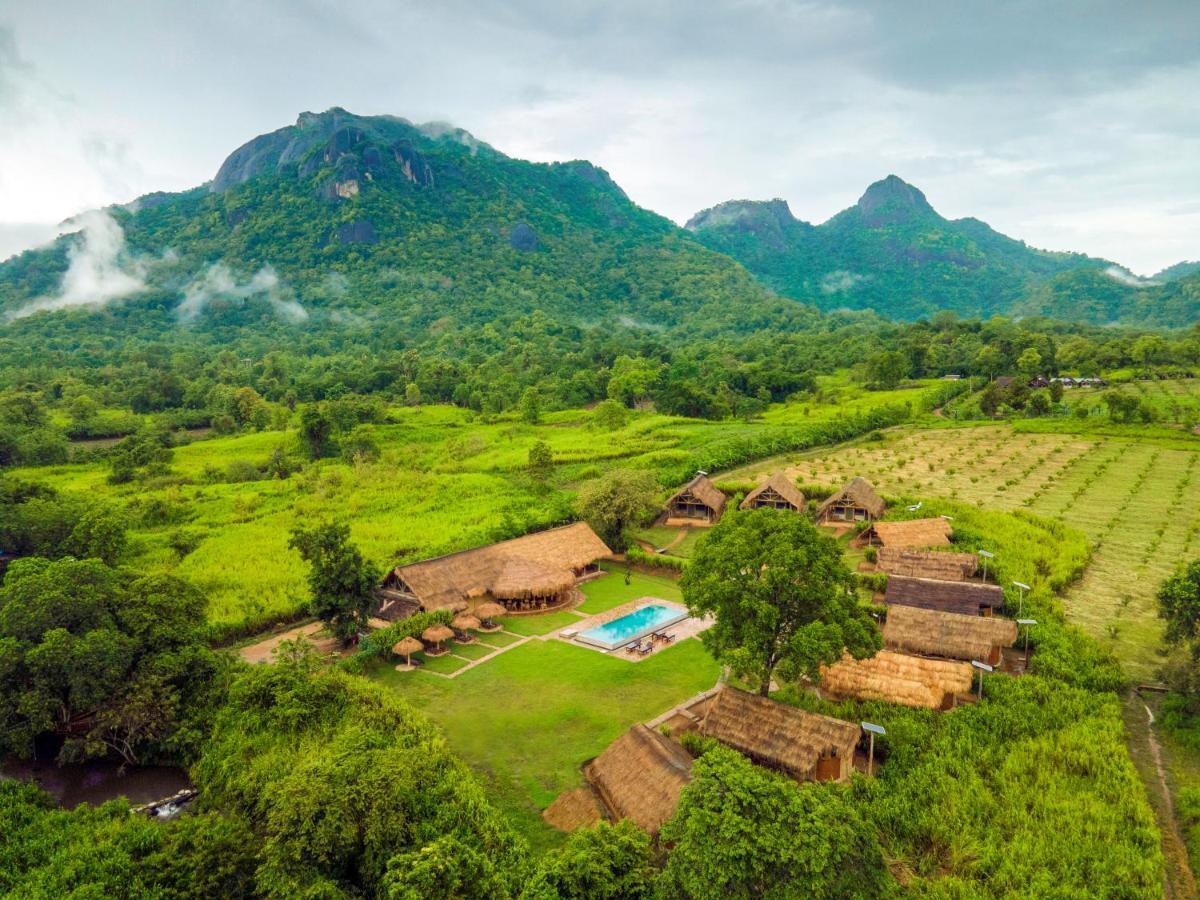 Wild Glamping Gal Oya - Thema Collection Hotell Galgamuwa  Exteriör bild
